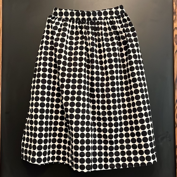 Forever 21 Contemporary Polka Dot midi skirt - Picture 7 of 9